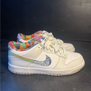 Nike dunk low paisley
